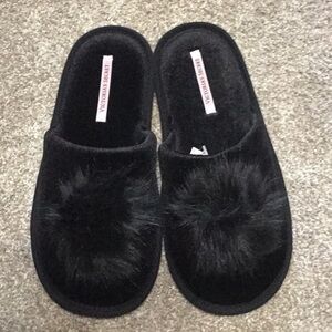 🆕VS Black Slippers with Pom Pom.